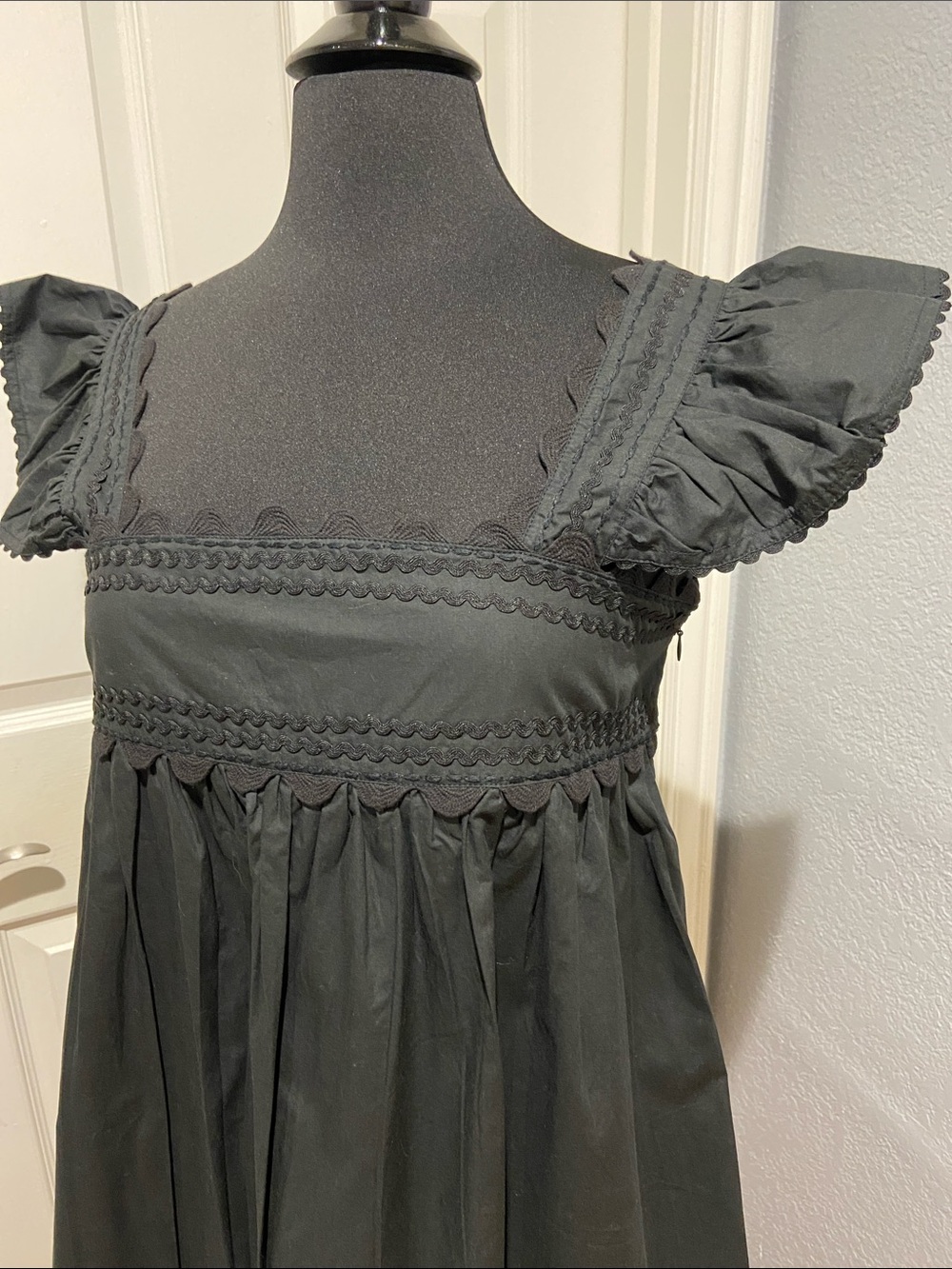 NWT Juliet Dunn Black Ruffle Sleeve Sundress - Picture 2 of 11